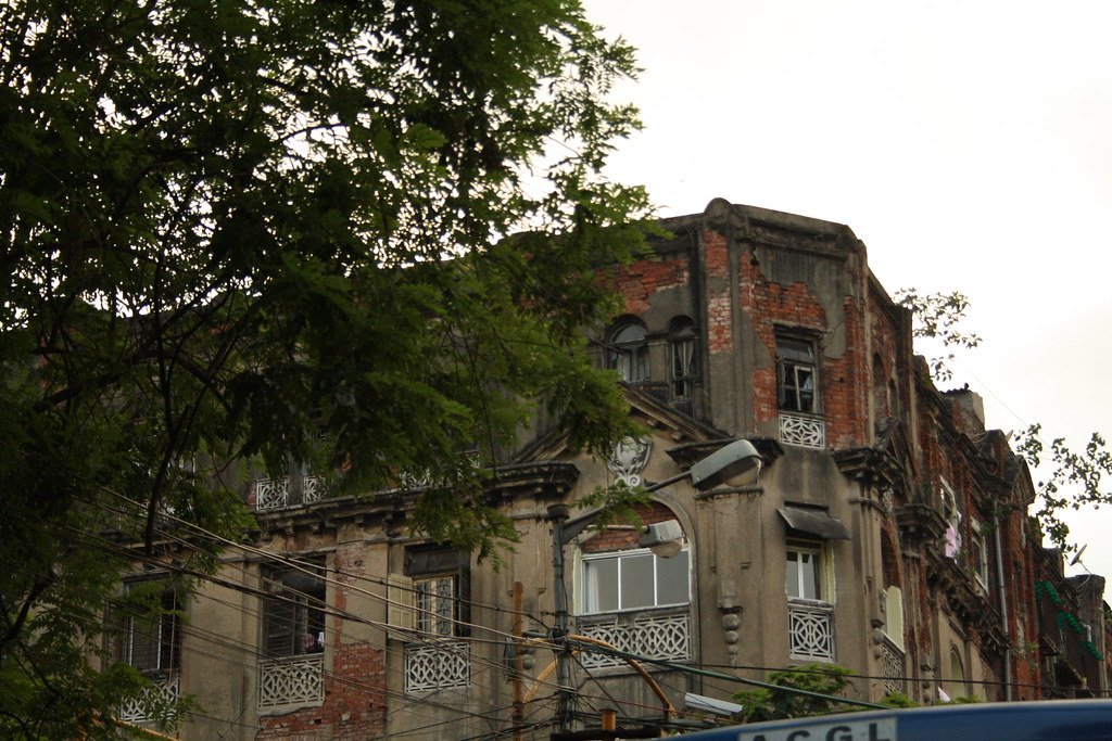 পুরনো বাড়ি