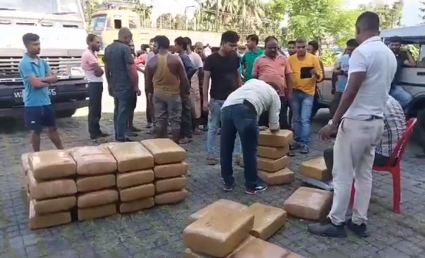 পাহাড়
