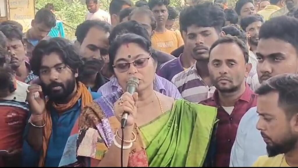 পরিষদে