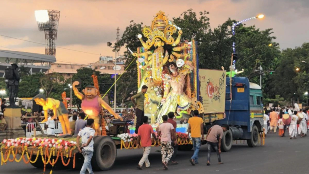 tapobroto-ray-arrest-rad-road-carnival