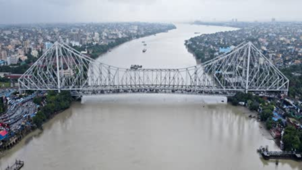 হাওড়া ব্রিজ বন্ধ