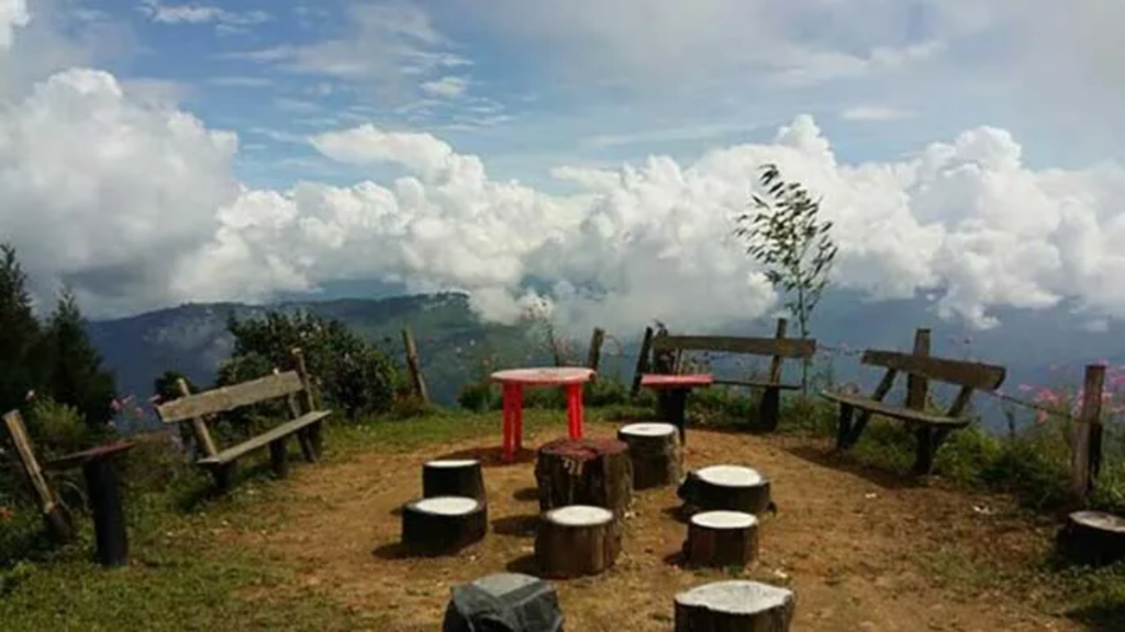 তিনচুলে