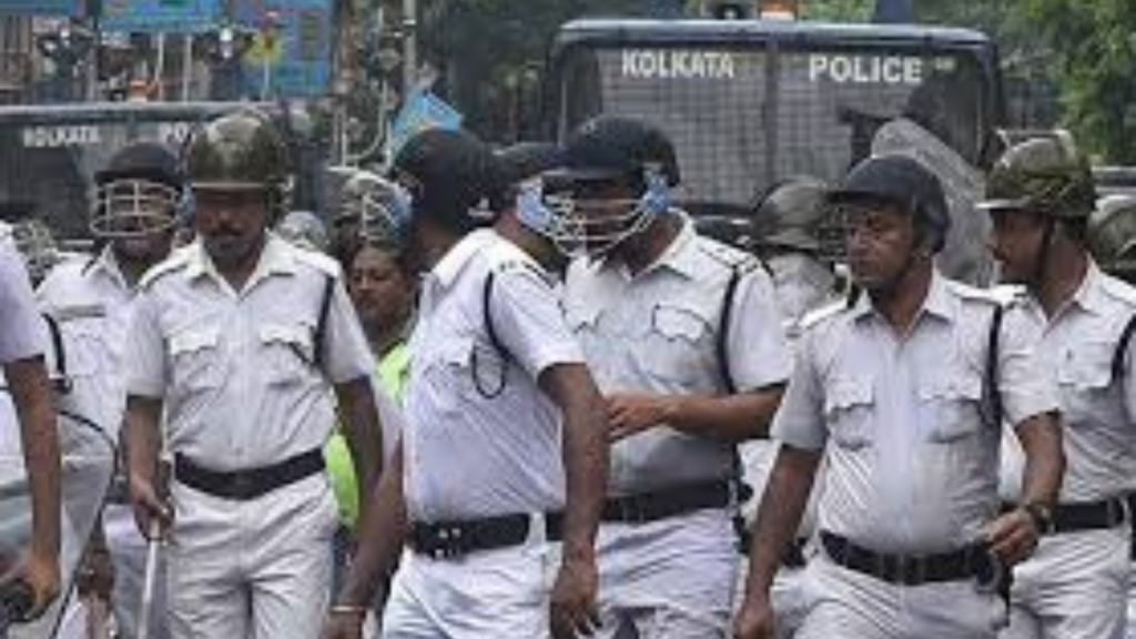 কলকাতা পুলিশের ভূমিকা নিয়ে তৃণমূলের মধ্যে বিতর্ক