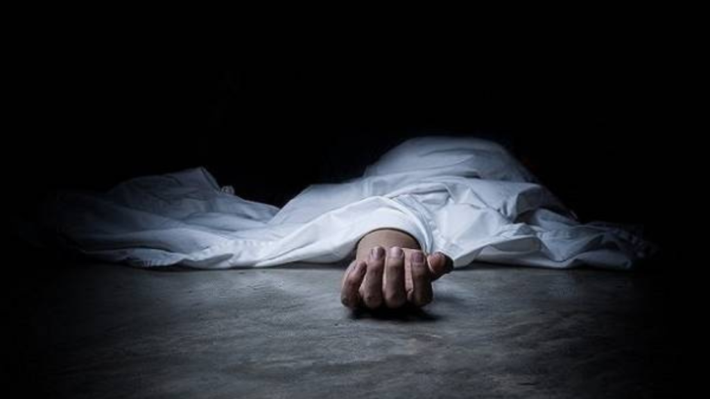 স্কুলছাত্রীর রহস্যজনক মৃত্যু