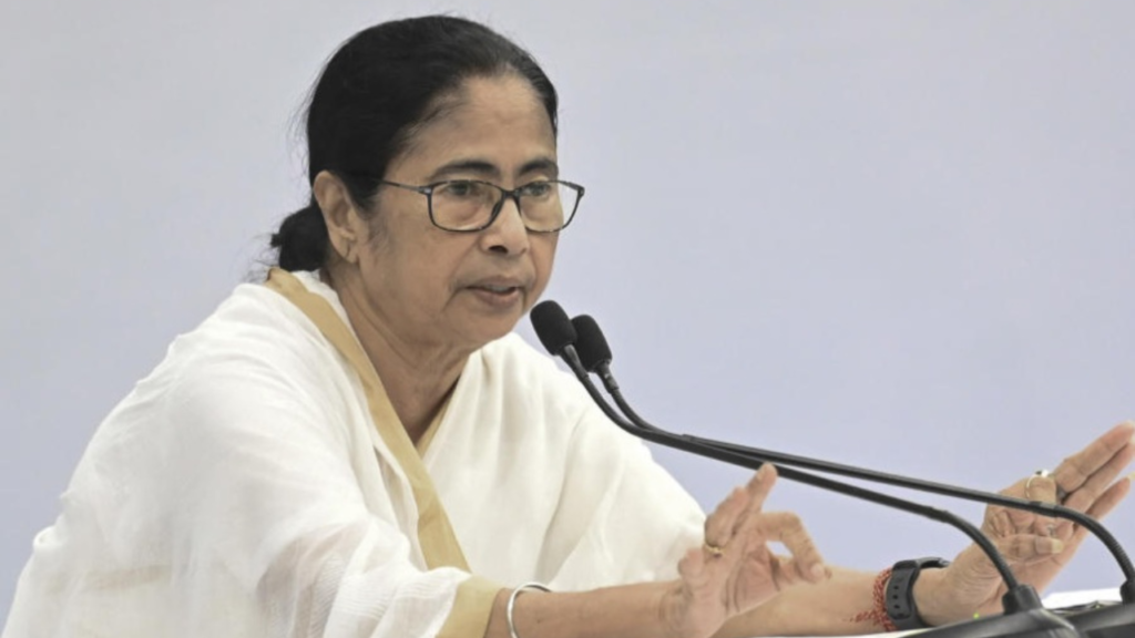 হলদিরামের জল জমার সমস্যার সমাধানে নড়েচড়ে বসল নবান্ন!