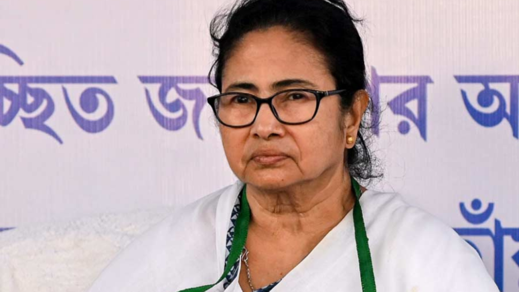 মমতা বন্দ্যোপাধ্যায়ের মাসিক বেতন