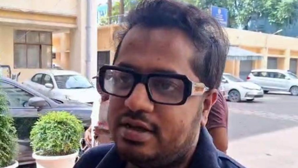 বিরূপাক্ষ বিশ্বাসের উপর থেকে সাসপেনশন প্রত্যাহার