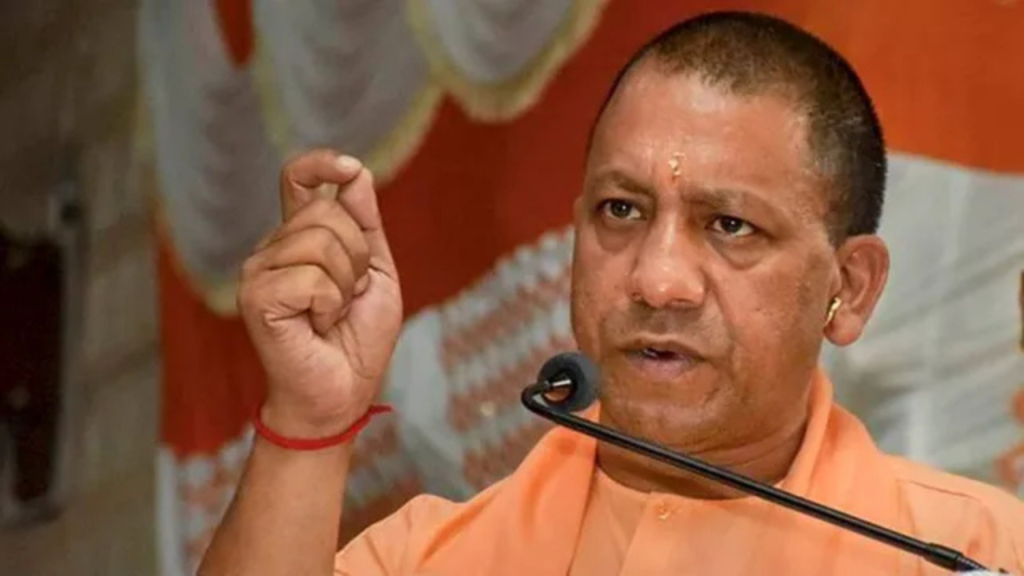 মুখ্যমন্ত্রী যোগীর মন্তব্যে বিতর্ক