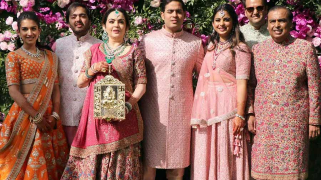 আম্বানি পরিবারের অন্দরের সমীকরণ কি ক্রমশ দুর্বল হয়ে পড়ছে?