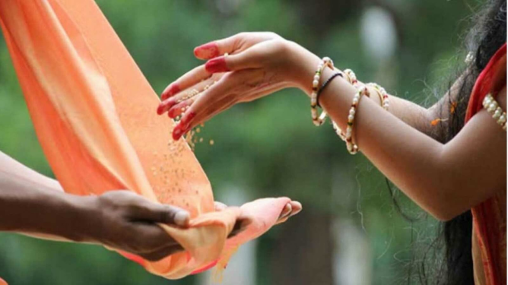 কুম্ভ সংক্রান্তিতে কী কী দান করা উচিত এবং কী কী দান করা উচিত নয়?
