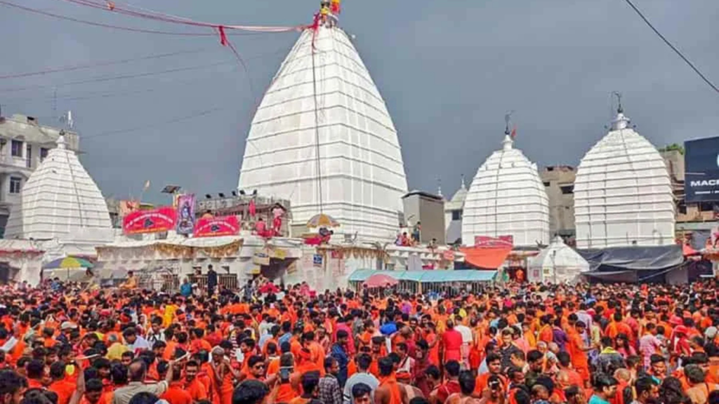 বাবা বৈদ্যনাথ ধামে মহাশিবরাত্রির বিশেষ পুজোঃ চতুষ্প্রহর পুজো