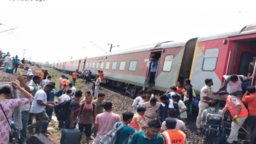 ওডিশার কটকে ঘটে গেল ভয়াবহ ট্রেন দুর্ঘটনা