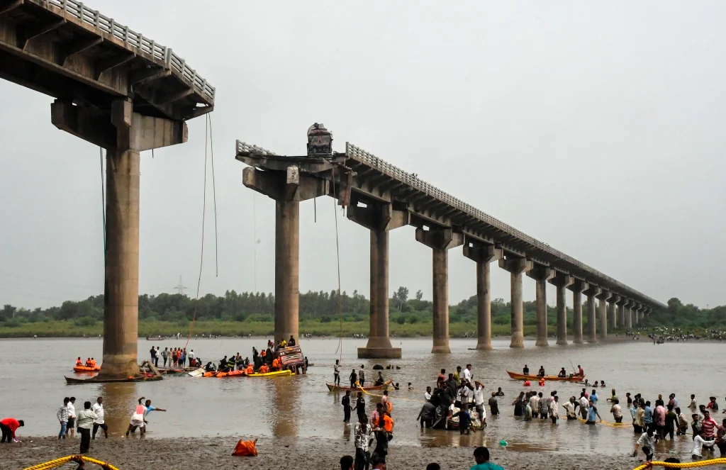11 killed as vehicles plunge into river after Gambhira bridge collapse in Vadodara