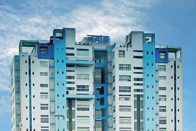 Nabanna_নবান্ন_building_facade.jpg