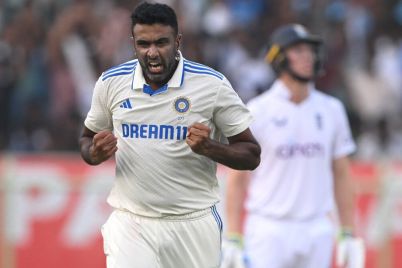 Ravichandran-Ashwin-said-i-want-to-dedicate-the-500th-wickets-to-my-father-India-vs-England-third-test.jpg