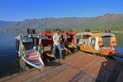 Tourism-Shikara-1024x667-1.jpg