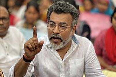West_Bengal_primary_teachers_recruitment_scam_-_Rudranil_Ghosh_at_hunger_strike_protest_by_job_aspirants_-_Salt_Lake_-_01_20_06_41_956000.jpg
