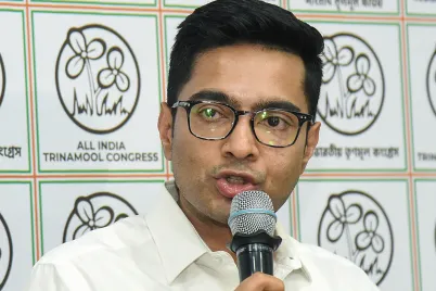 ajv17cqc_abhishek-banerjee_625x300_05_August_26.webp