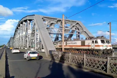 bali-bridge-1.webp