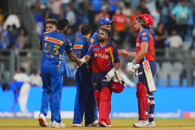 punjab-kings-mumbai-indians-jpg.webp