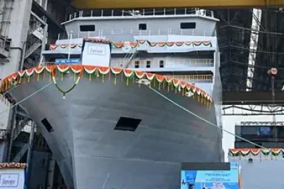 s3rhoq68_diving-support-vessels-dsvs-of-the-indian-navy-nistar-nipun_625x300_22_September_22-e1752515562572.webp