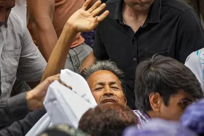 sonam-wangchuk-forcefully-removed-jantar-mantar.webp