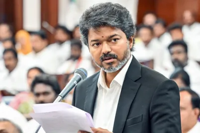 vijay-suit.webp